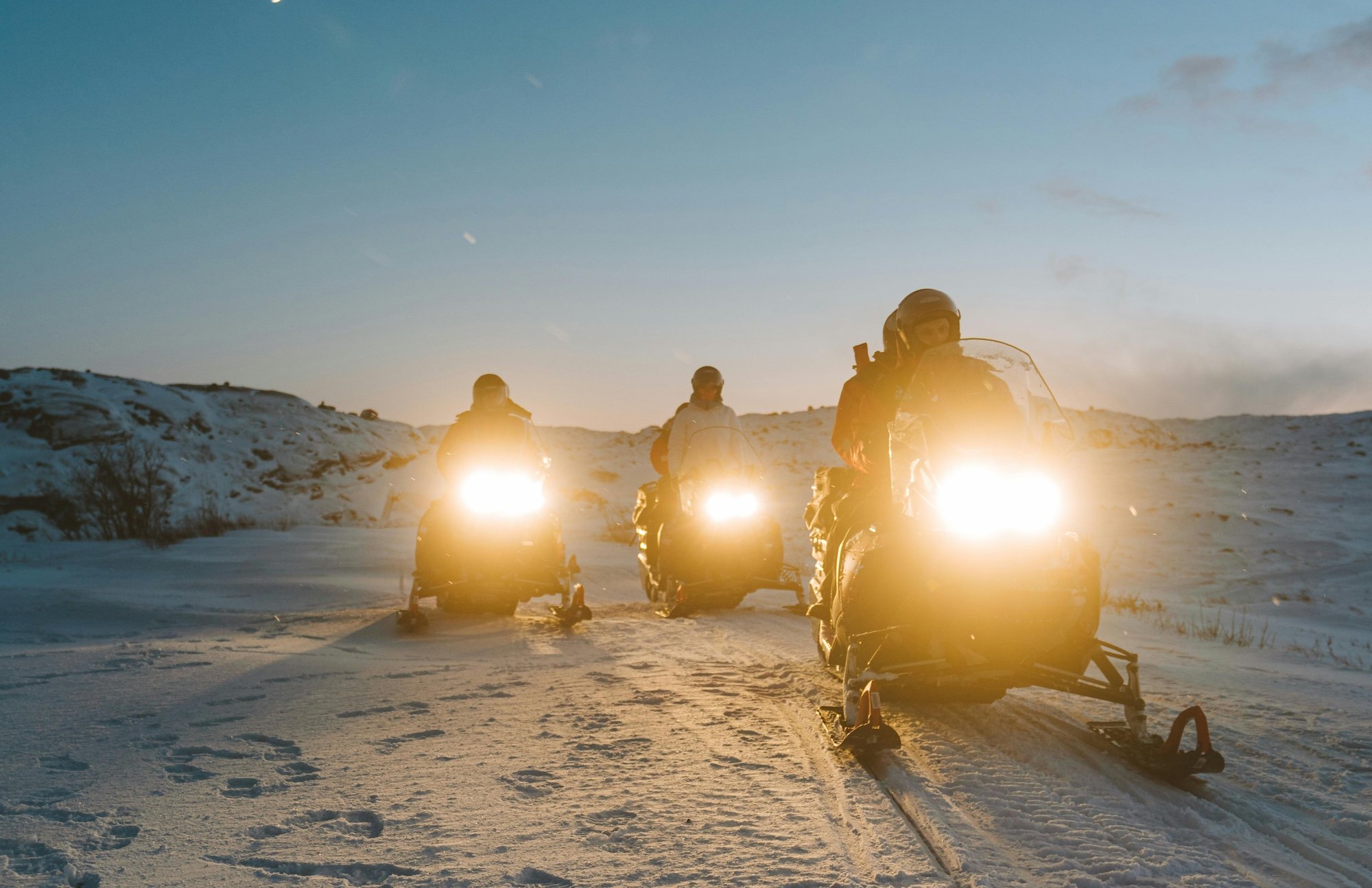 Choosing the Best Snowmobile Trailer for Your Adventures