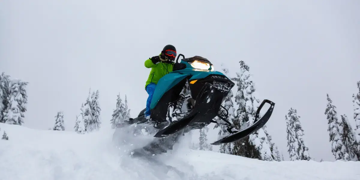 A Buyer's Guide To Choosing The Perfect Snowmobile